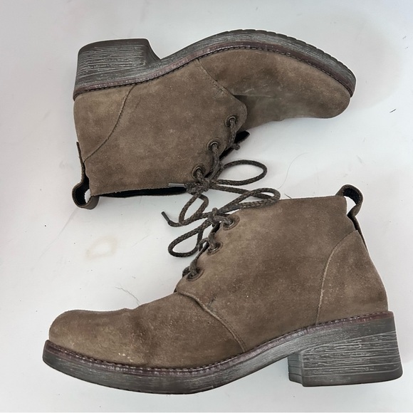 NAOT Women’s The Love Boot Suede Leather Laced Heel Bootie Taupe Size 38 us 7.5 - Picture 7 of 10